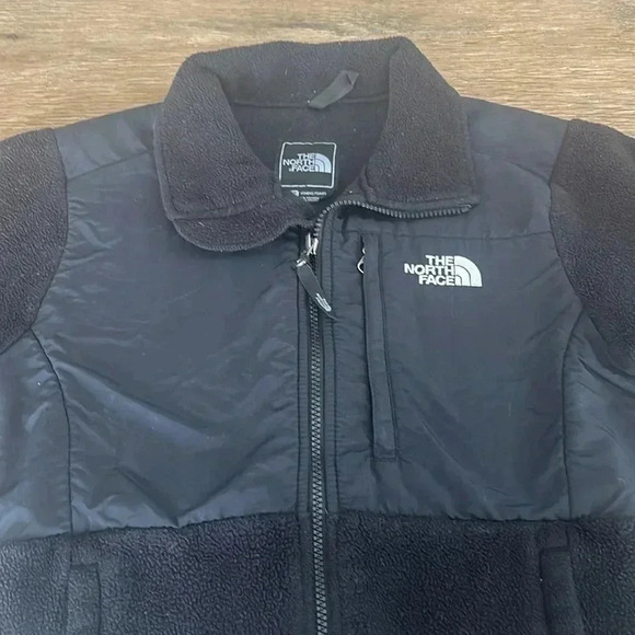 North Face Black Fleece Jacket - Picture 2 of 13